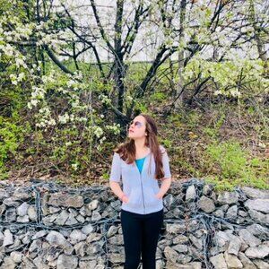 Meet Your Posher, Sabrina